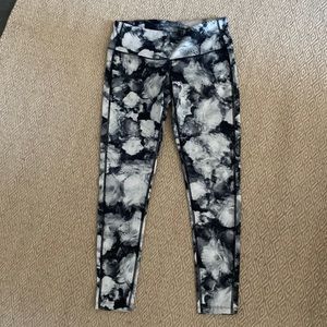 Athleta Chaturanga Legging